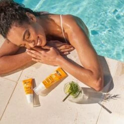 Gel En Huile Solaire Invisible 100mL Monoi Hei Poa SPF30 -Naturel Boutique gel en huile invisible 100ml monoi hei poa spf30 4